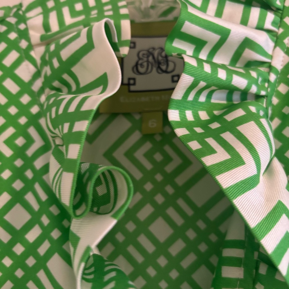 Elizabeth McKay Silk Green Patterned Women's Top - Picture 3 of 3
